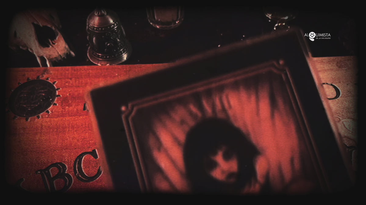 Tarot Siniestro — Edición Artesanal